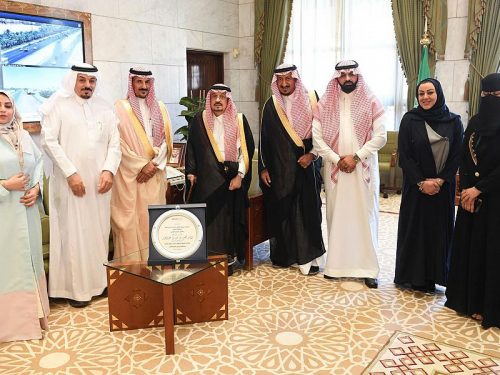 سمو أمير منطقة الرياض يستقبل رئيس مجلس إدارة جمعية تكاتف الاجتماعية￼